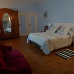 Bed & Breakfast Le Logis De Faugerit