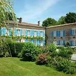 Le Logis De Faugerit Bed & Breakfast