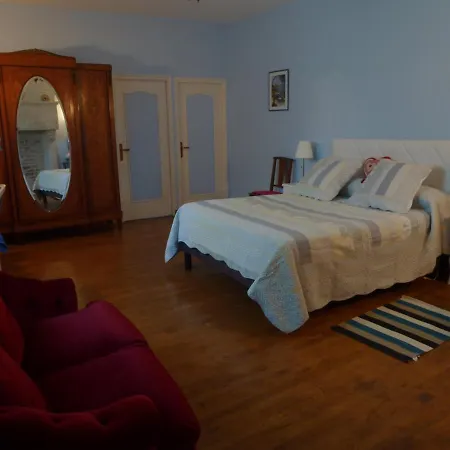 Couette-café Le Logis De Faugerit