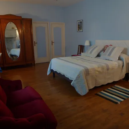 Couette-café Le Logis De Faugerit Frontenay-Rohan-Rohan