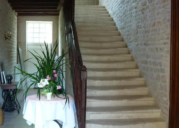 Le Logis De Faugerit Bed and breakfast