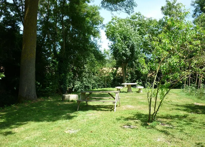 Bed and breakfast Le Logis De Faugerit