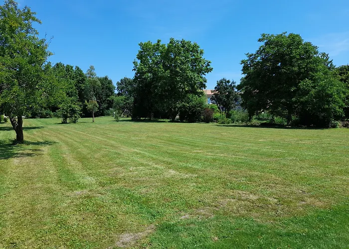 Le Logis De Faugerit Bed and breakfast 3*